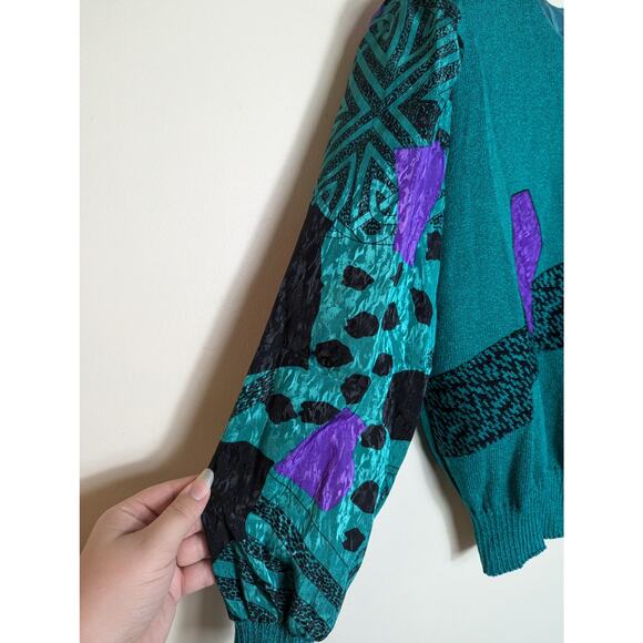 Vintage 80's Geometric Puff Sleeve Shoulder Padded Sweater - Picture 3 of 10